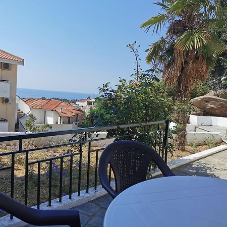 Holiday Kavala Rum bild